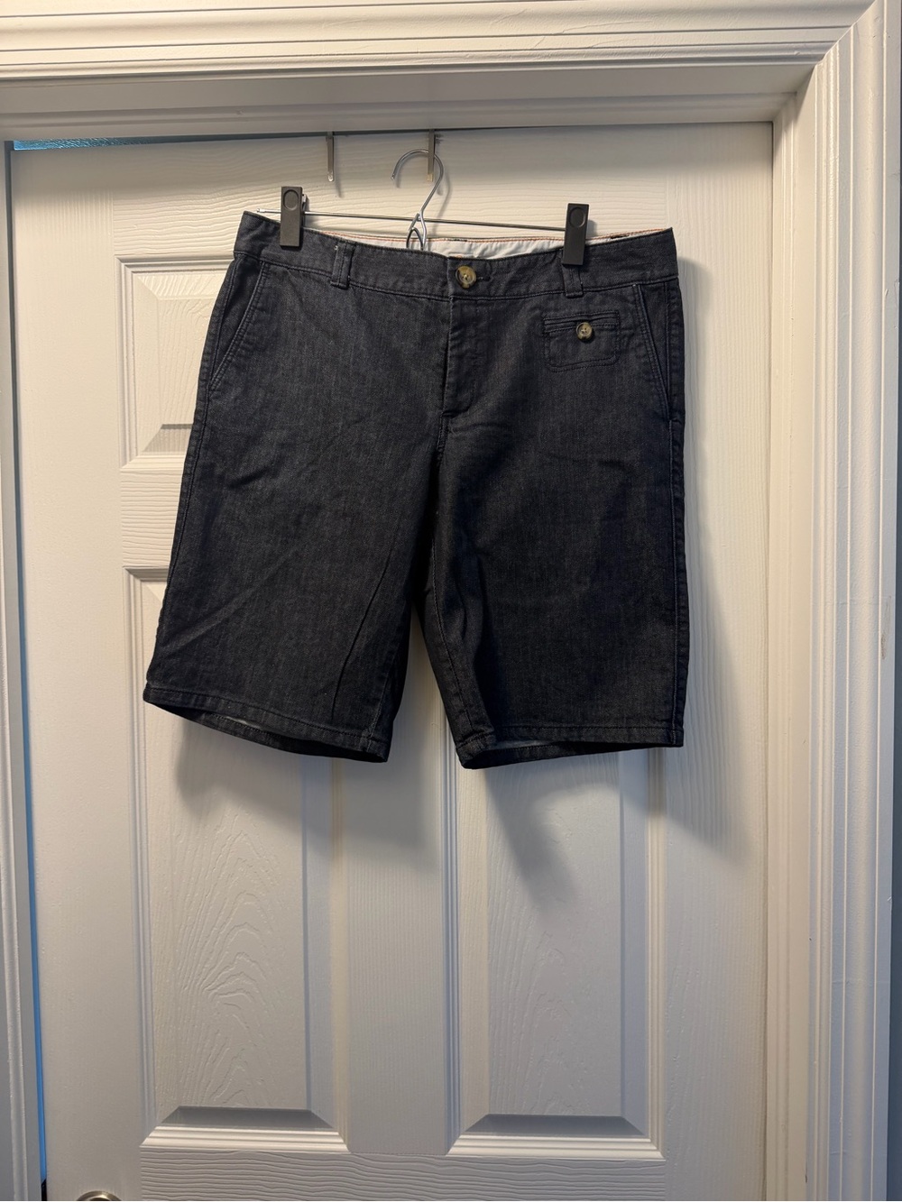 Dockers Women’s Dark Wash Denim Shorts